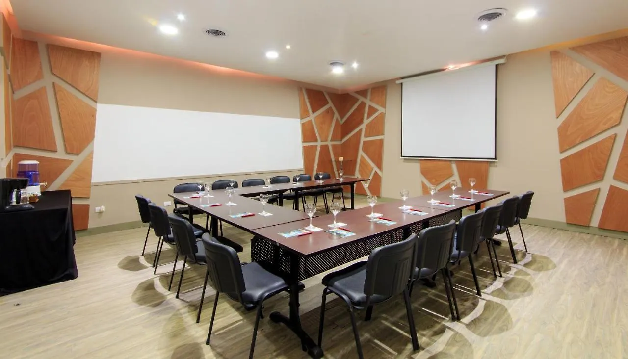 Hotel Factory Green Богота Колумбия