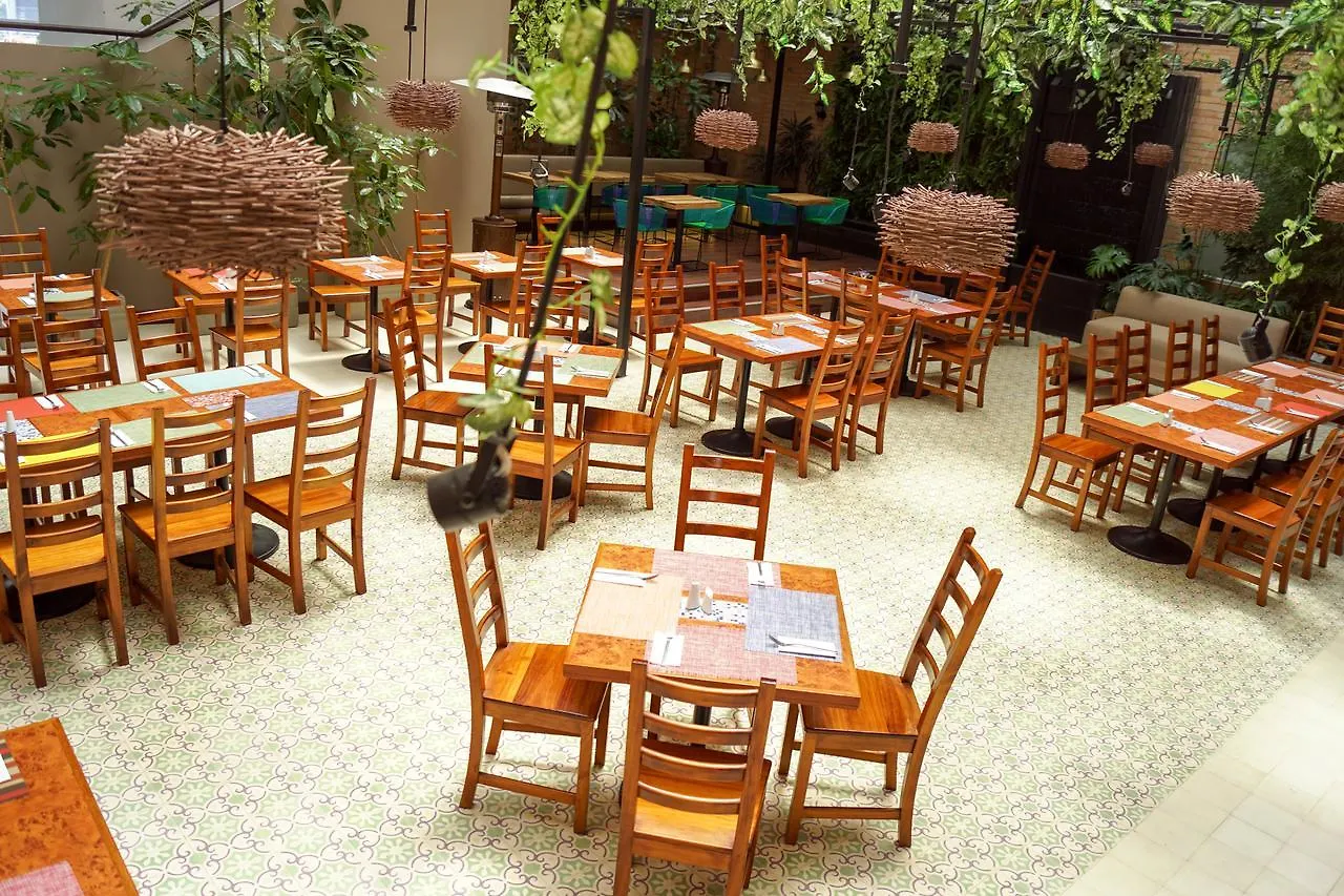 Hotel Factory Green Богота