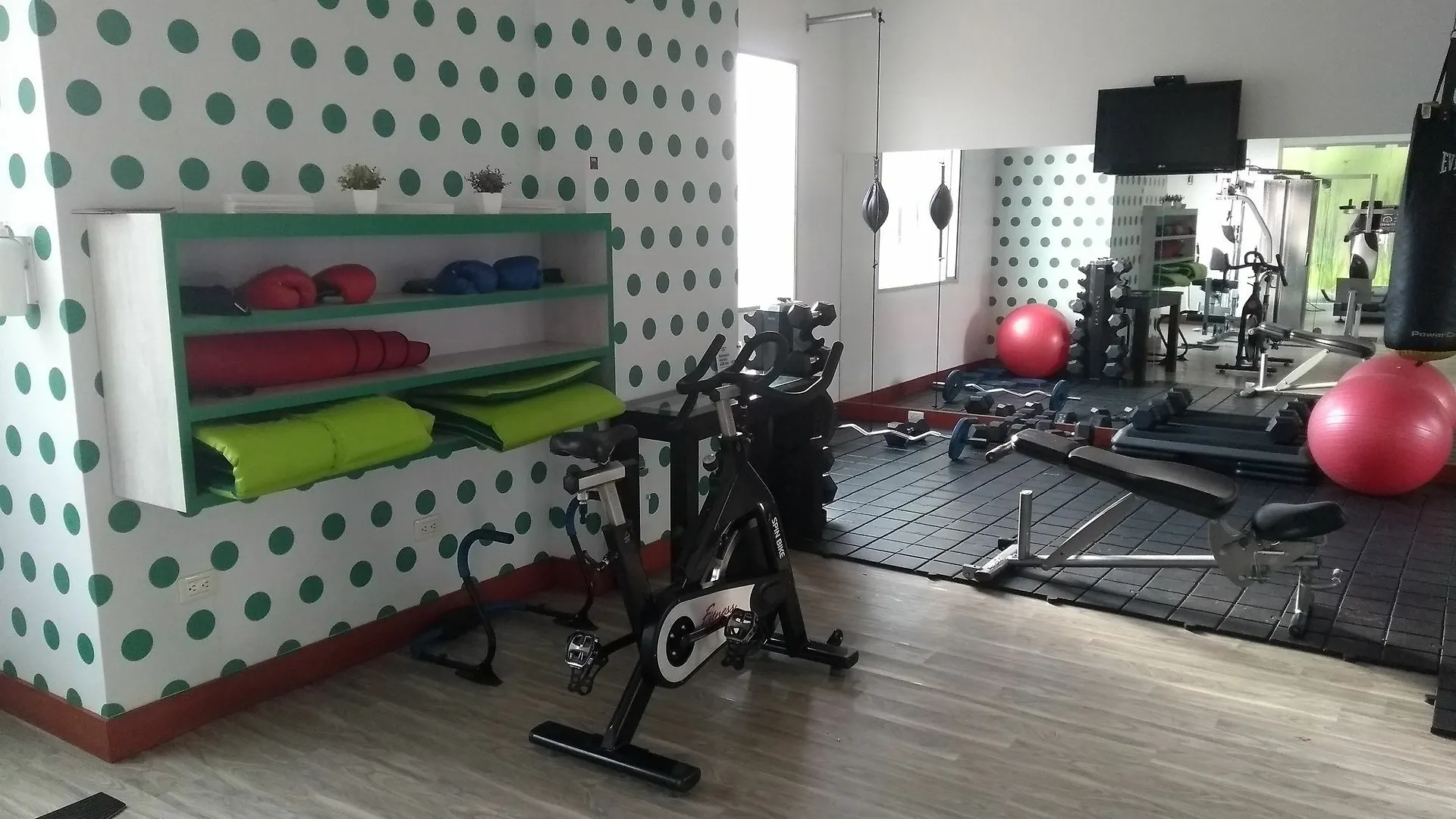 Hotel Factory Green Богота Колумбия