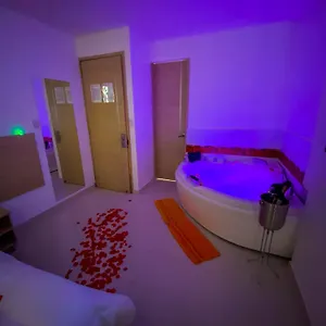 https://cabrero-mar.cartagena-hotels.org